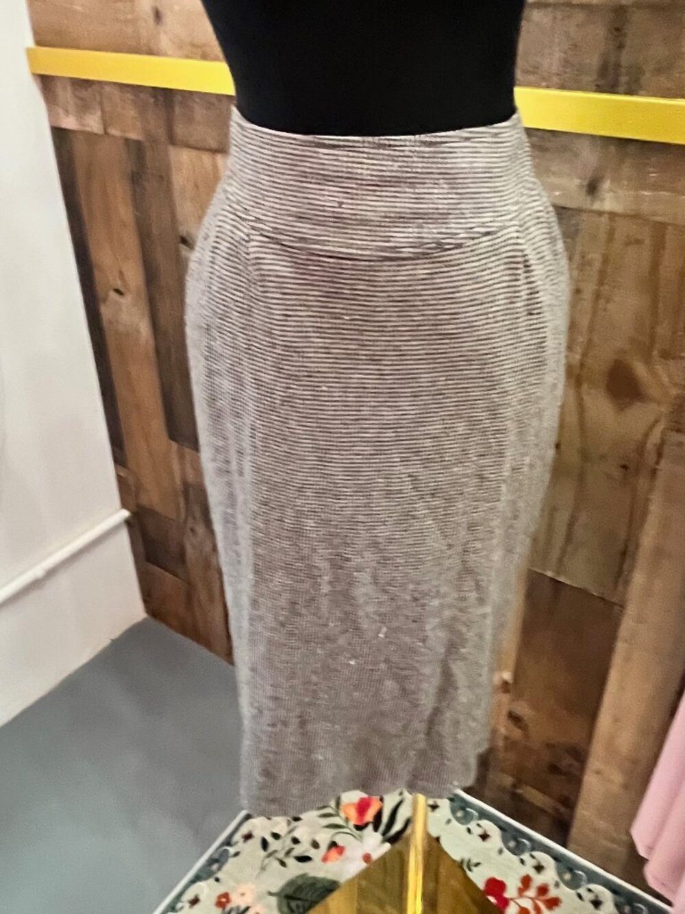 Banana Republic Houndstooth Knit Midi Skirt